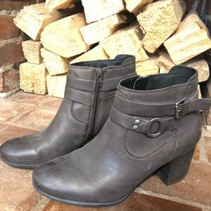 Josef Seibel Gray/Taupe Ankle Boots